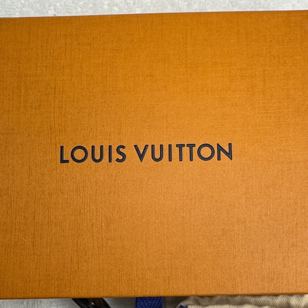 Louis Vuitton eclipse monogram bracelet - Picture 2 of 14
